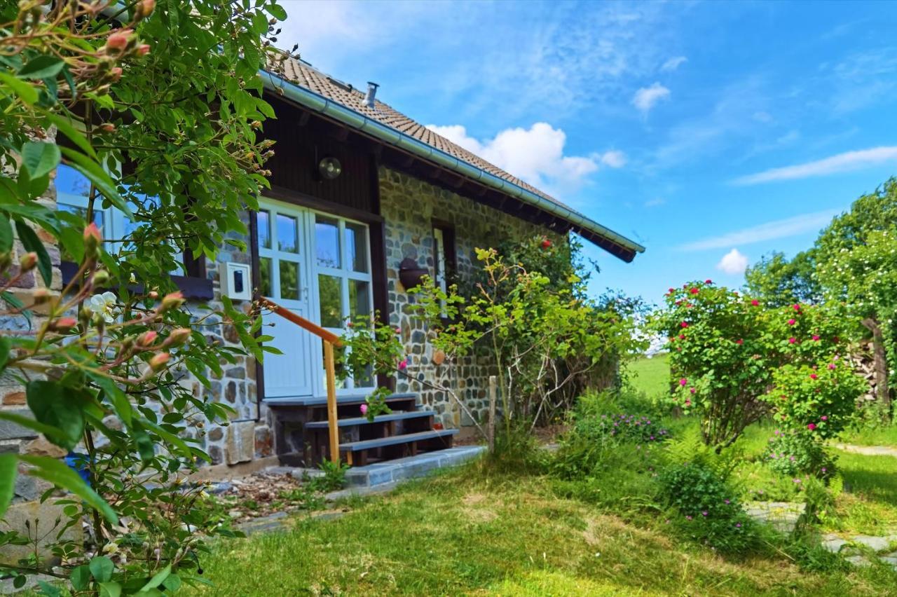 Ferienhaus Eifelrose ジンメラート エクステリア 写真