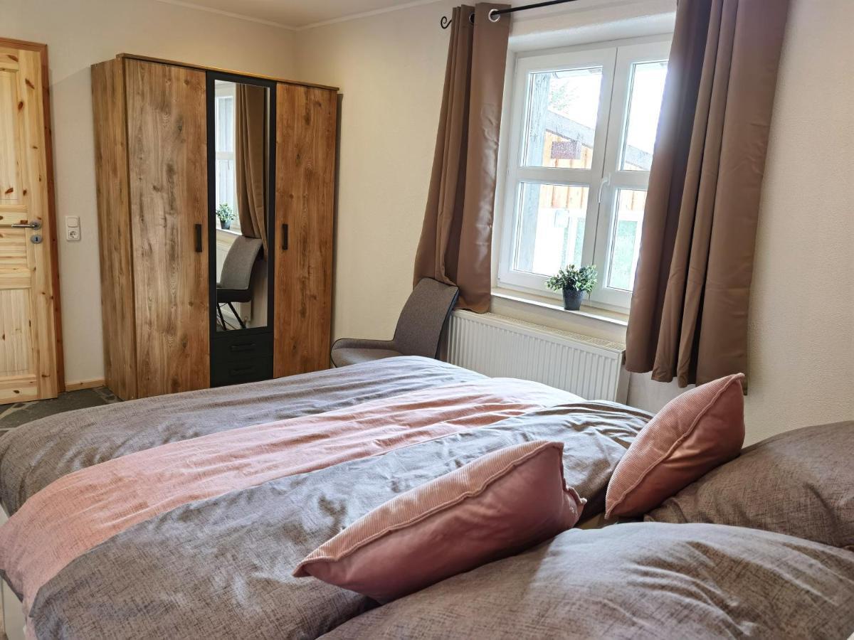 Ferienhaus Eifelrose ジンメラート エクステリア 写真